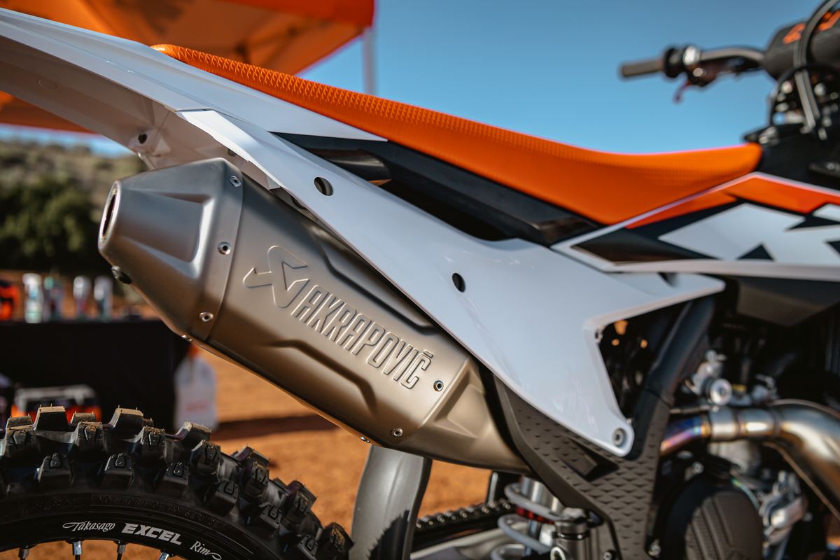 ESCAPE AKRAPOVIC SLIP-ONE LINE 250SX-F 2023/25
